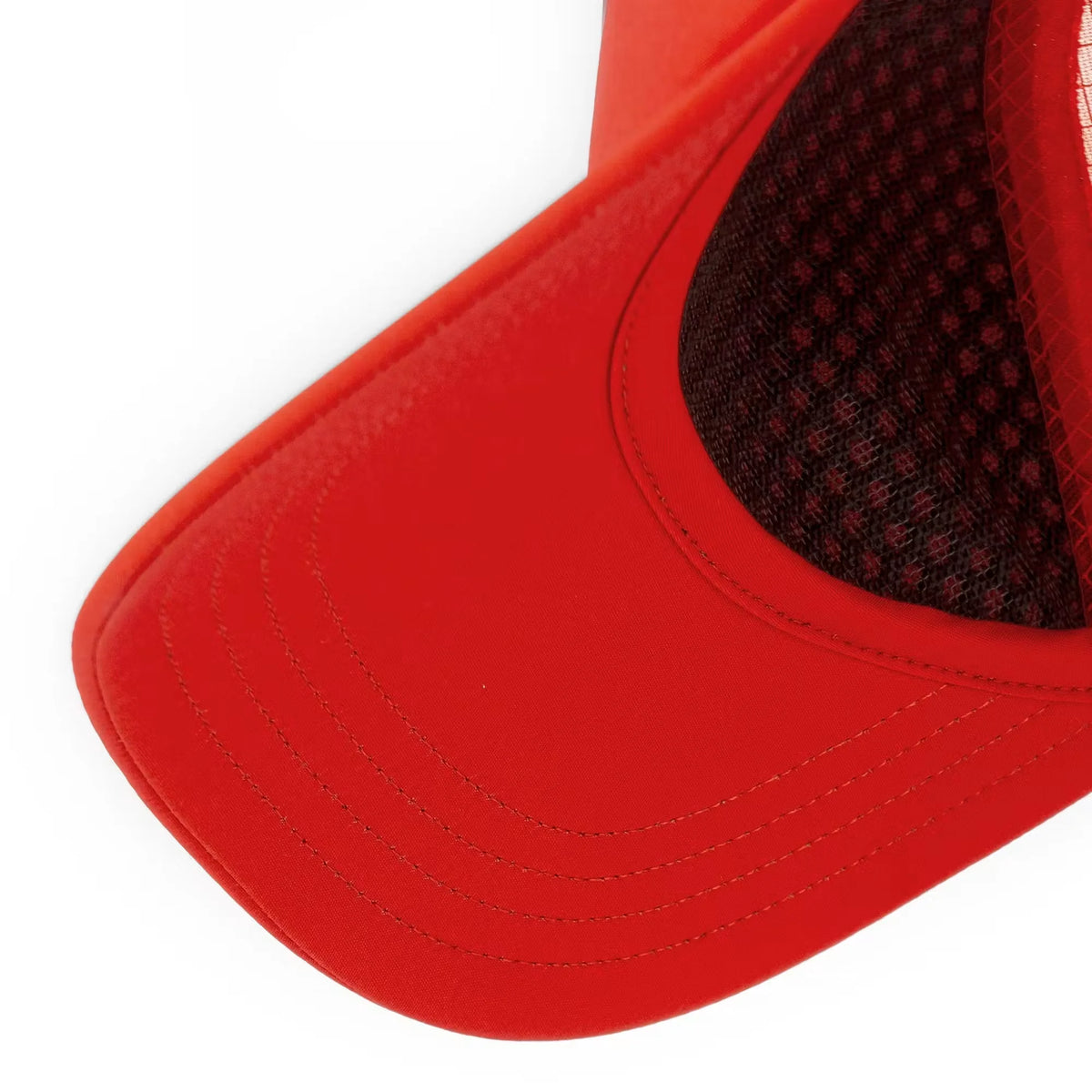 TRLCapSC - Comp - Capital Cross Hat