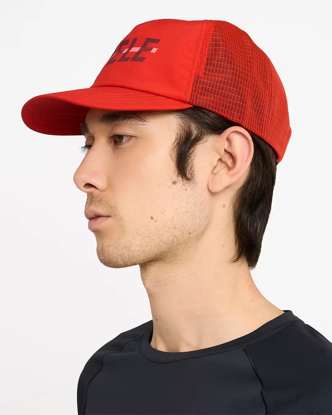 TRLCapSC - Comp - Capital Cross Hat
