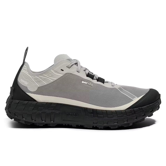 001A Trail Sneaker