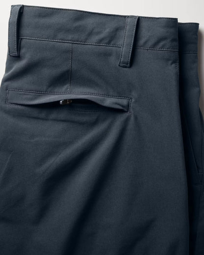 Equator Hybrid Short - 9"