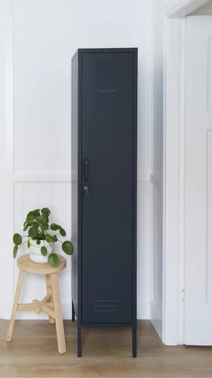 The Skinny Locker