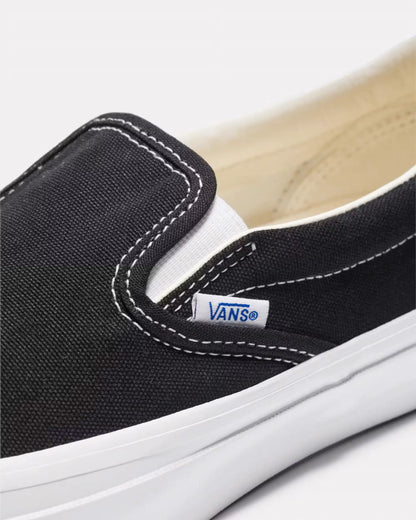 Premium Slip-On 98 Sneaker