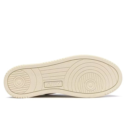 Medalist Low Sneaker