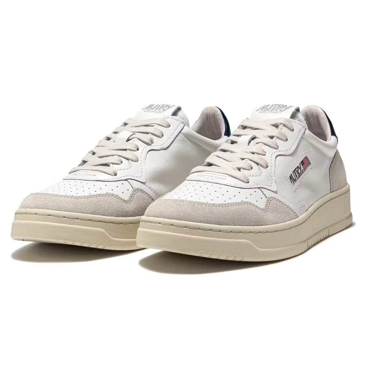 Medalist Low Sneaker