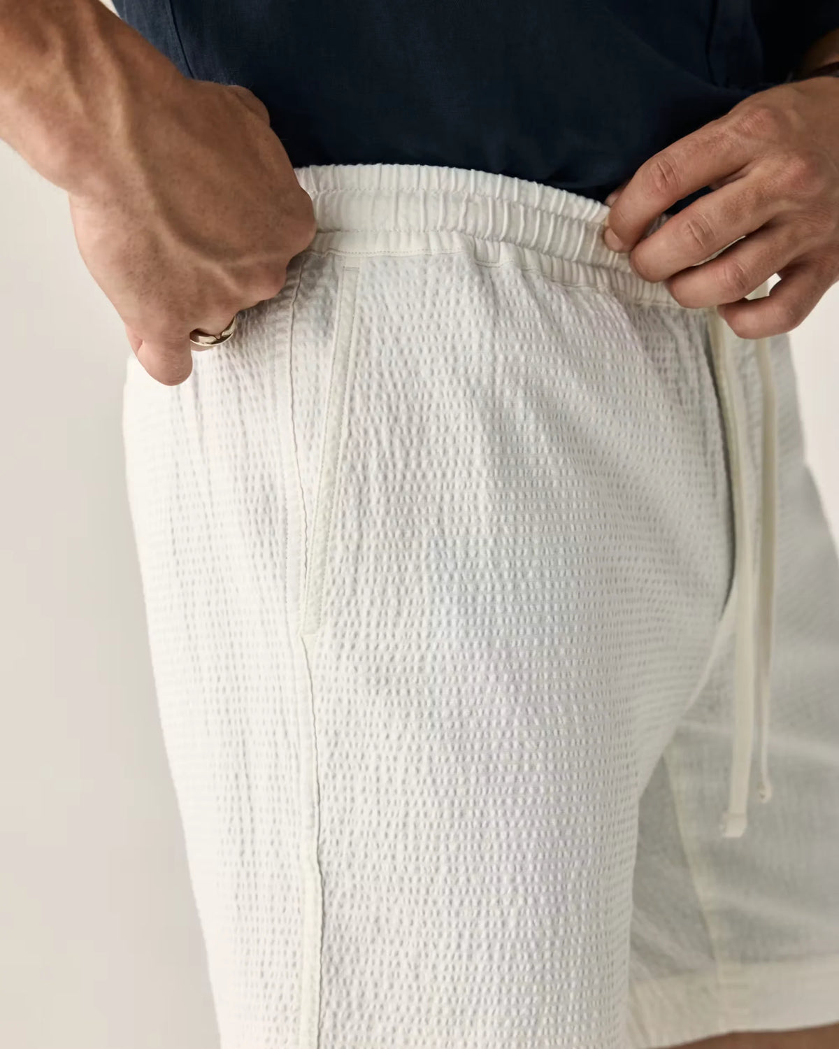 Drawstring Canoe Short - 7"