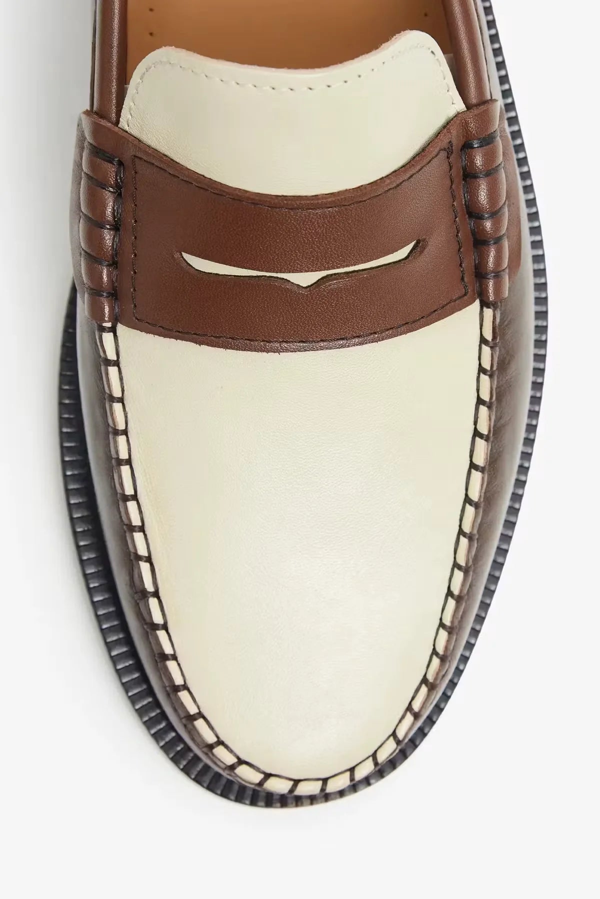 Vega Penny Loafer