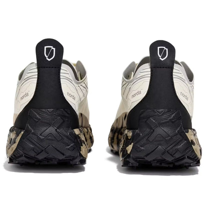 001A Trail Sneaker