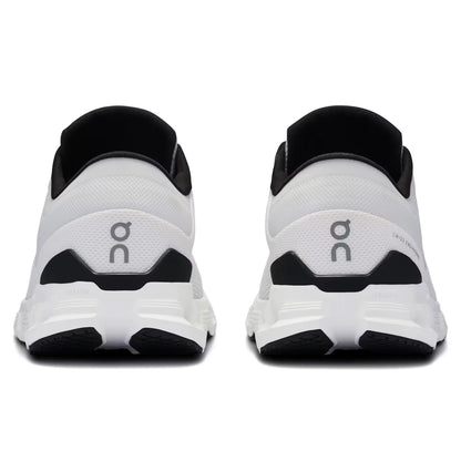 Cloud X 4 Training Sneaker