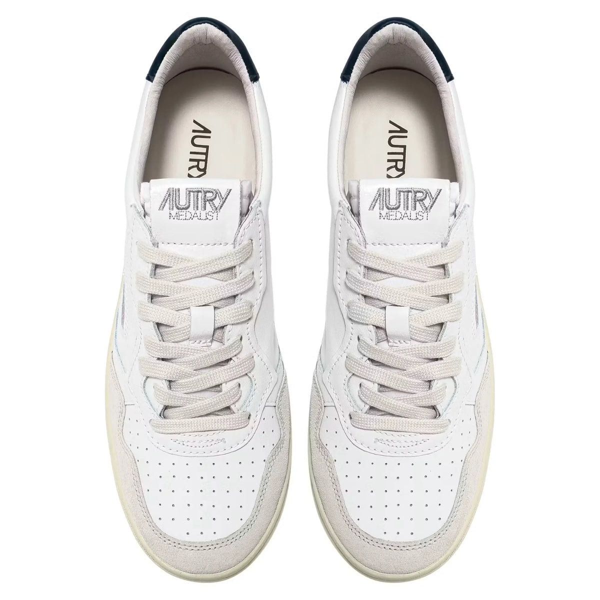 Medalist Low Sneaker