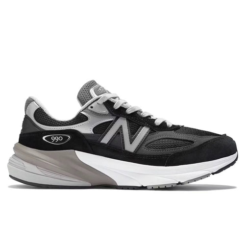 990 Sneaker