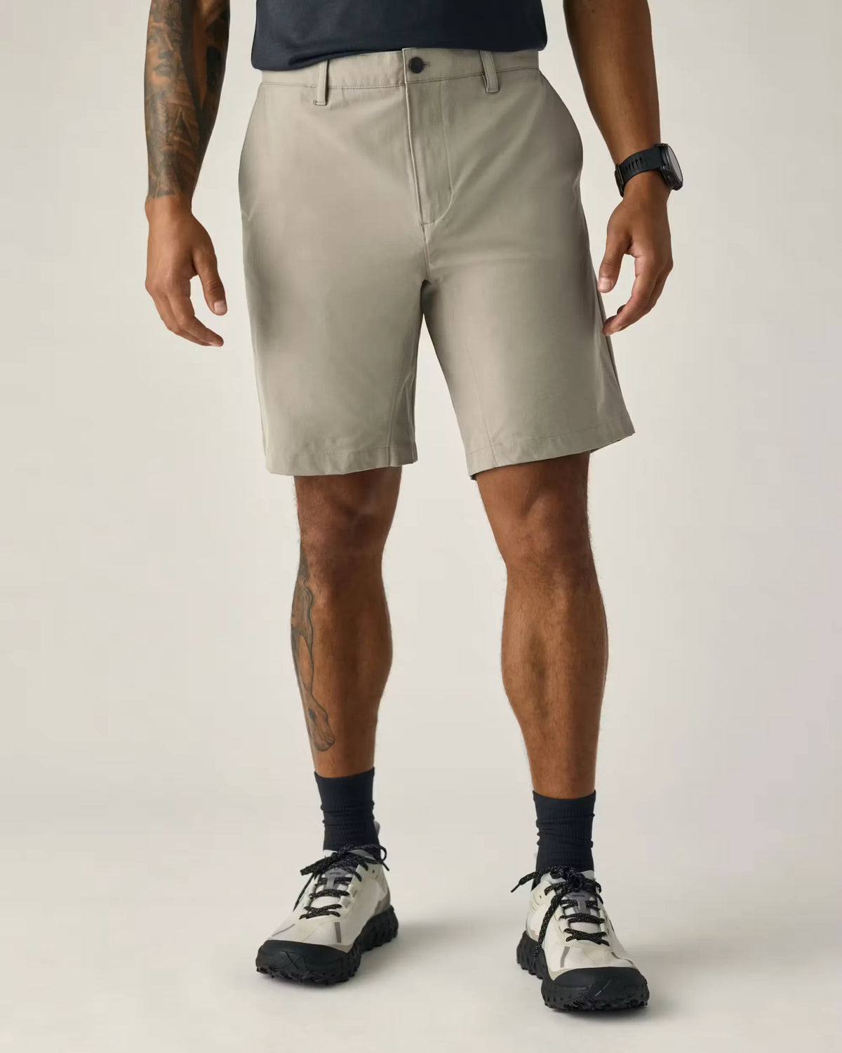 Equator Hybrid Short - 9"