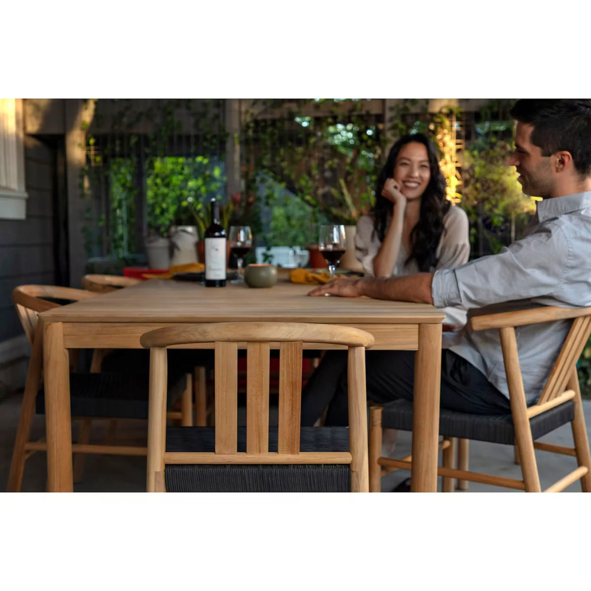 The Outdoor Dining Set - 6 Chairs